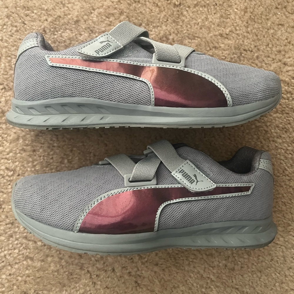 PUMA Women's Burst Alt Pearl Wn's Cross-Trainer